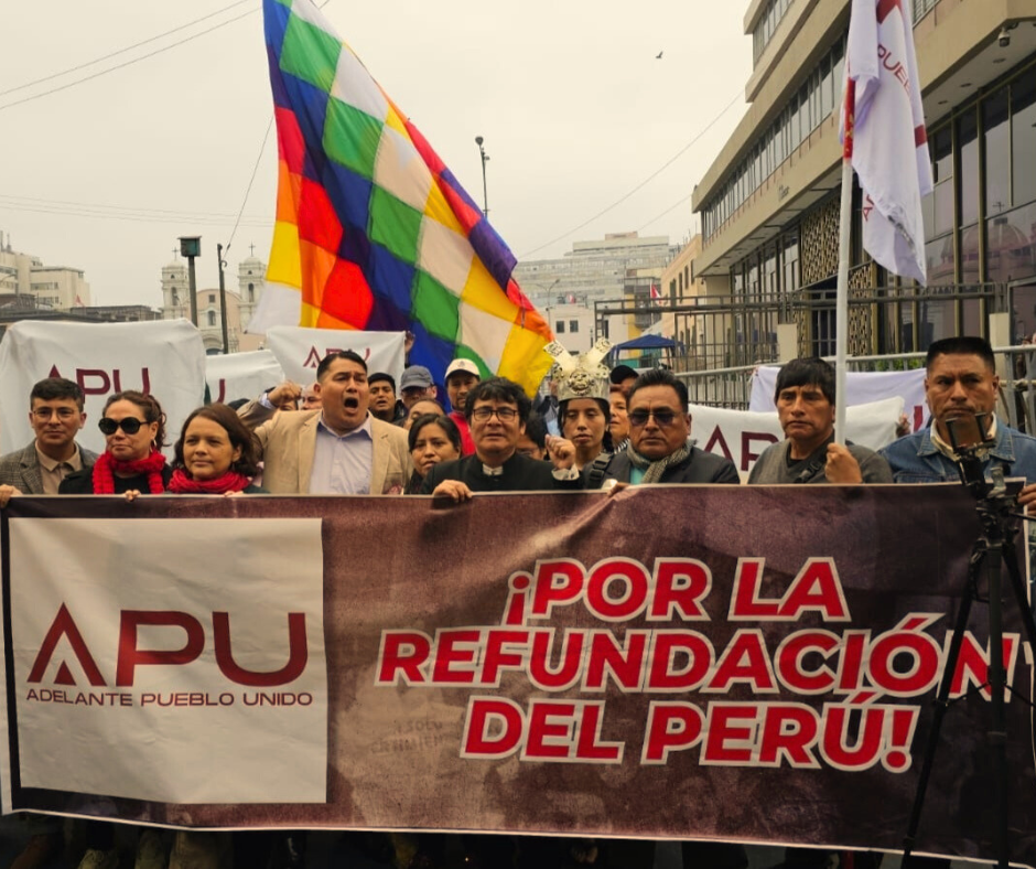 protesta por la refundación del Perú